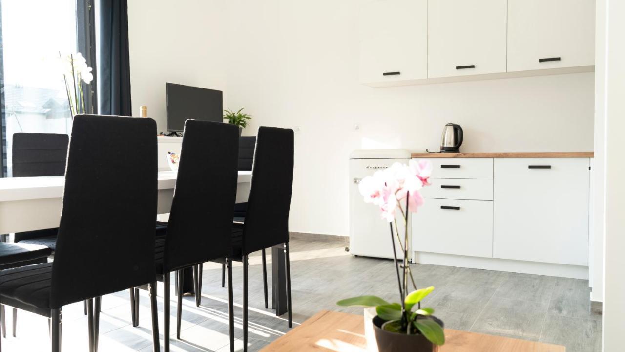 Osada Sluszewo - Apartamenty Restauracja Wydarzenia Гневино Экстерьер фото