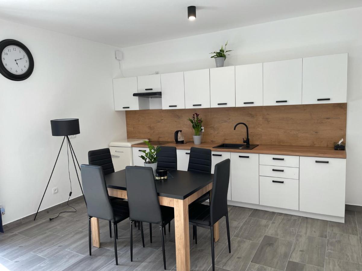 Osada Sluszewo - Apartamenty Restauracja Wydarzenia Гневино Экстерьер фото